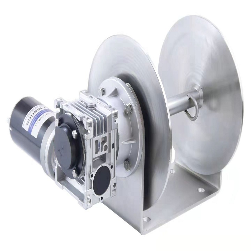Wciągarka kotwiczna 12V 1000W  – Fishing Boat Anchor Winch recenzja i cena